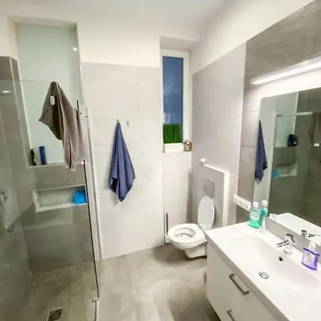 Downtown For 6 Apartament *
