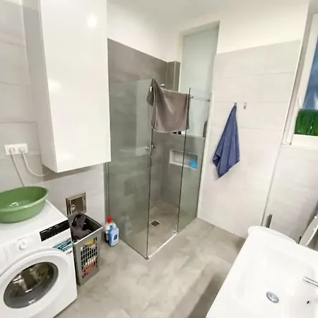 Downtown For 6 Apartament *